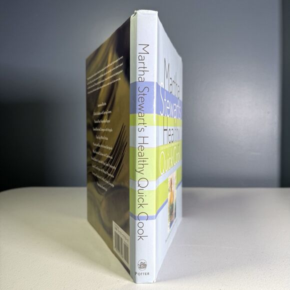 SIGNED Martha Stewart's Healthy Quick Cook 1st Edition 1997 Cookbook - Picture 5 of 6